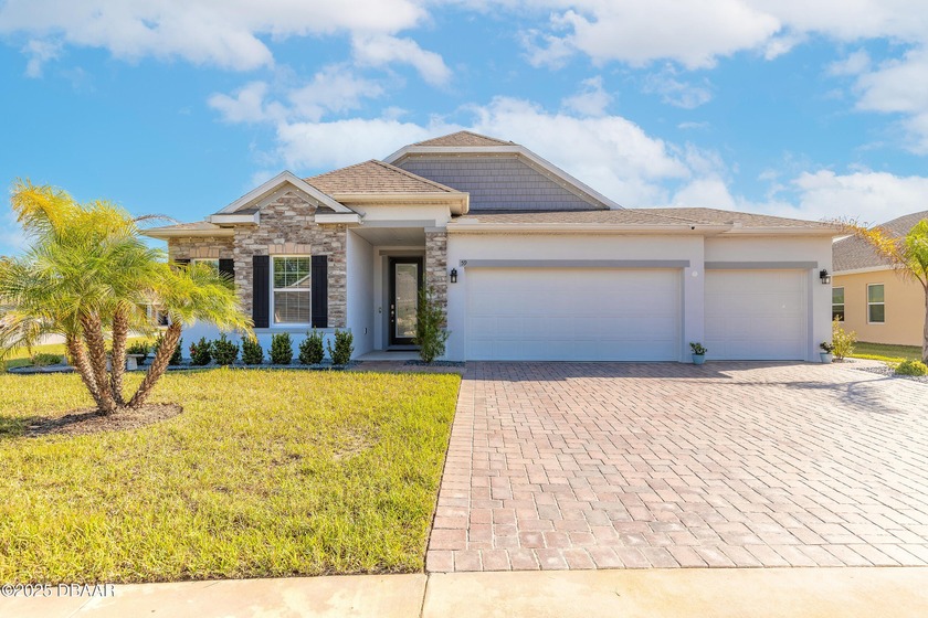 Say ''Hello'' to carefree living in the highly desirable 55+ - Beach Home for sale in Ormond Beach, Florida on Beachhouse.com