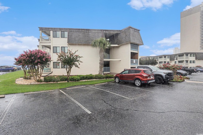 NEW IMPROVED PRICE!! This bright and airy 2-bedroom, 2-bath - Beach Condo for sale in Myrtle Beach, South Carolina on Beachhouse.com
