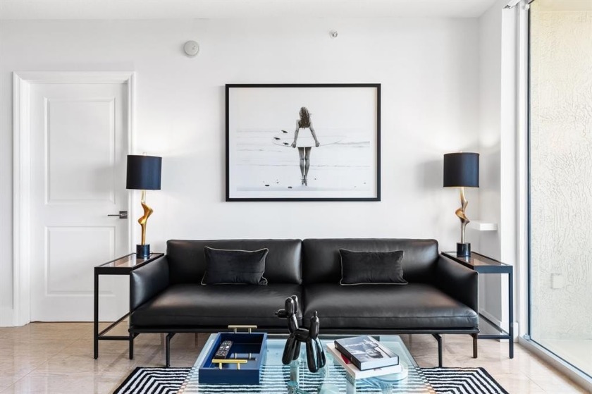 Stunningly designed 2 bedroom, 2 bath split floor plan residence - Beach Condo for sale in Fort Lauderdale, Florida on Beachhouse.com