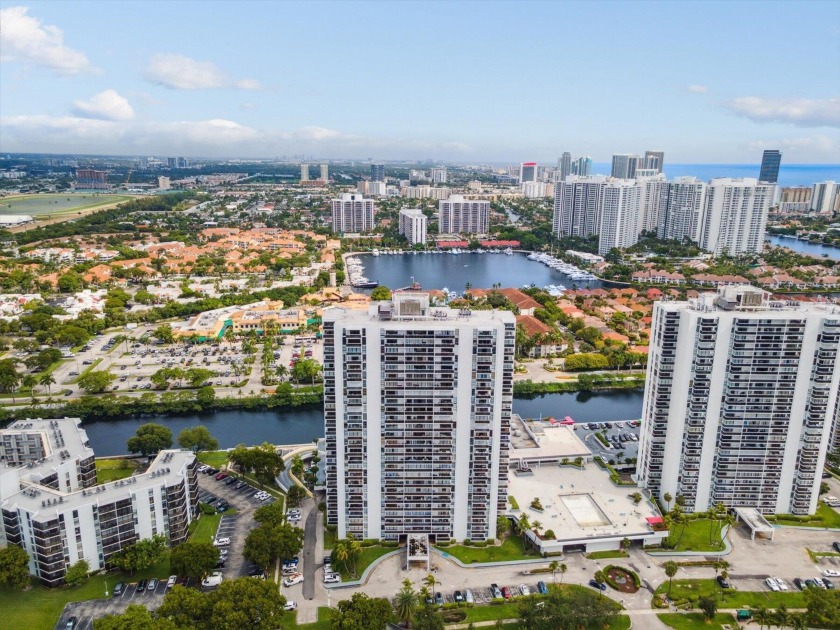 3625 N Country Club Drive Ph 8 - Beach Condo for sale in Aventura, Florida on Beachhouse.com