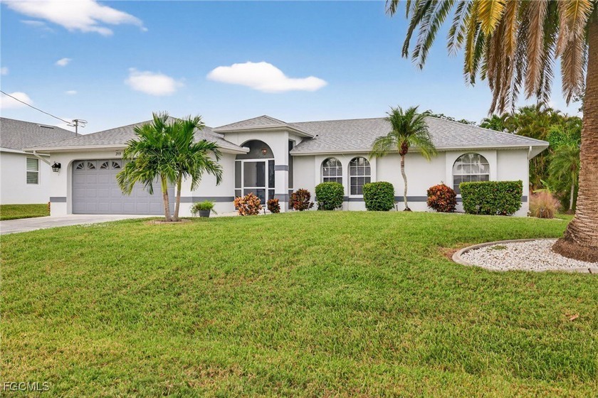 Welcome to this beautifully maintained 3-bedroom, 2-bathroom - Beach Home for sale in Cape Coral, Florida on Beachhouse.com