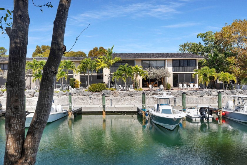 Welcome to Waterfront Living at Buttonwood Bay in Key Largo! - Beach Home for sale in Key Largo, Florida on Beachhouse.com