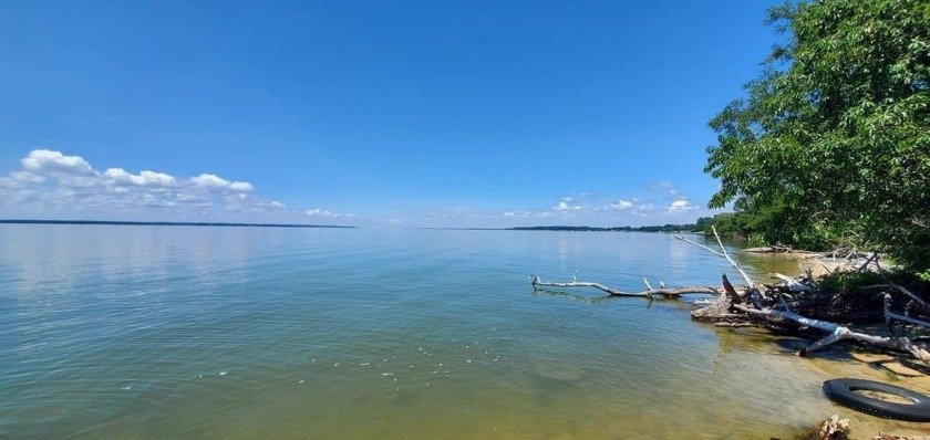 Beautiful waterfront property with so much potential! This grand - Beach Lot for sale in Lancaster, Virginia on Beachhouse.com