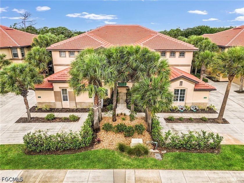 Step into a home that instantly feels like your Florida retreat - Beach Condo for sale in Fort Myers, Florida on Beachhouse.com