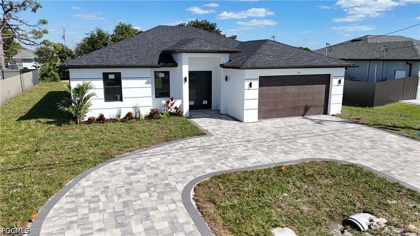Don't miss the incredible opportunity to fulfill your dreams! - Beach Home for sale in Cape Coral, Florida on Beachhouse.com