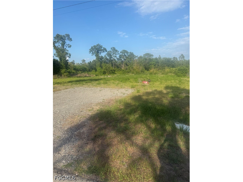 Vacant residential lot in Lehigh Acres. Located in an area that - Beach Lot for sale in Lehigh Acres, Florida on Beachhouse.com