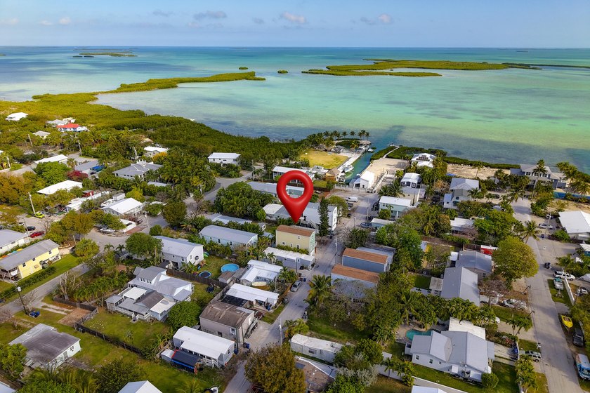 Welcome to 55 Ed Swift Road, a beautifully updated, charming and - Beach Home for sale in Big Coppitt, Florida on Beachhouse.com