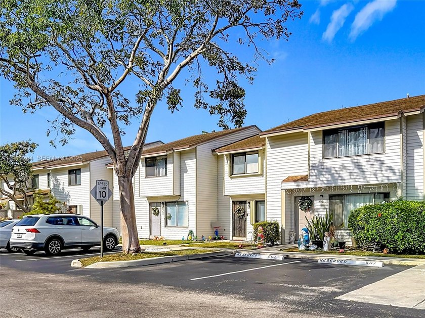 Charming Lake View Townhome in Desirable Nob Hill at Welleby! - Beach Condo for sale in Sunrise, Florida on Beachhouse.com