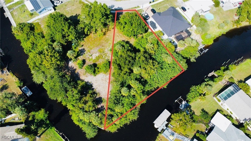 Beautiful Oversized Gulf Access Lot in the Heart of North Fort - Beach Lot for sale in North Fort Myers, Florida on Beachhouse.com