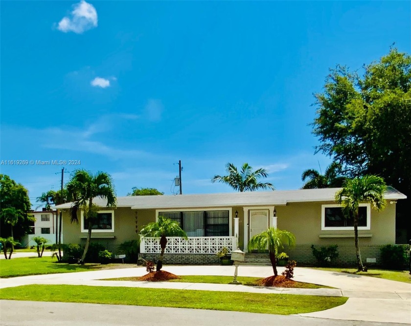 Welcome to this spacious and bright 3 bed/2 bath home located in - Beach Home for sale in Miami, Florida on Beachhouse.com