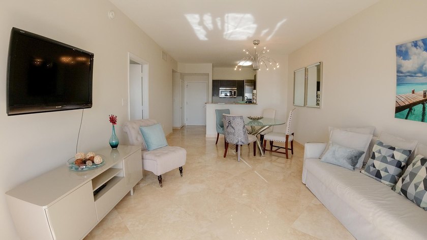 Come see this beautiful residence located in the highly - Beach Condo for sale in West Palm Beach, Florida on Beachhouse.com
