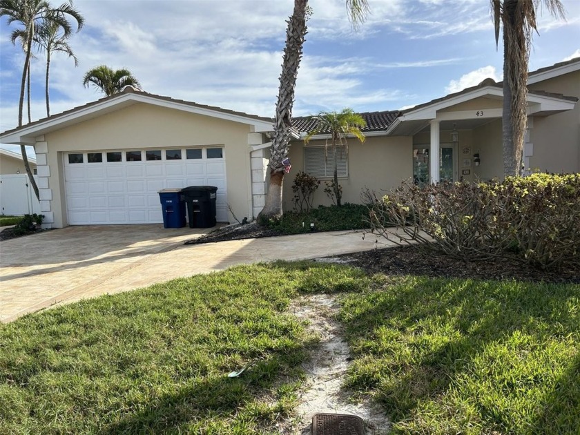 BUILDERS DREAM PROPERTY! Welcome to a great waterfront property - Beach Home for sale in Clearwater Beach, Florida on Beachhouse.com