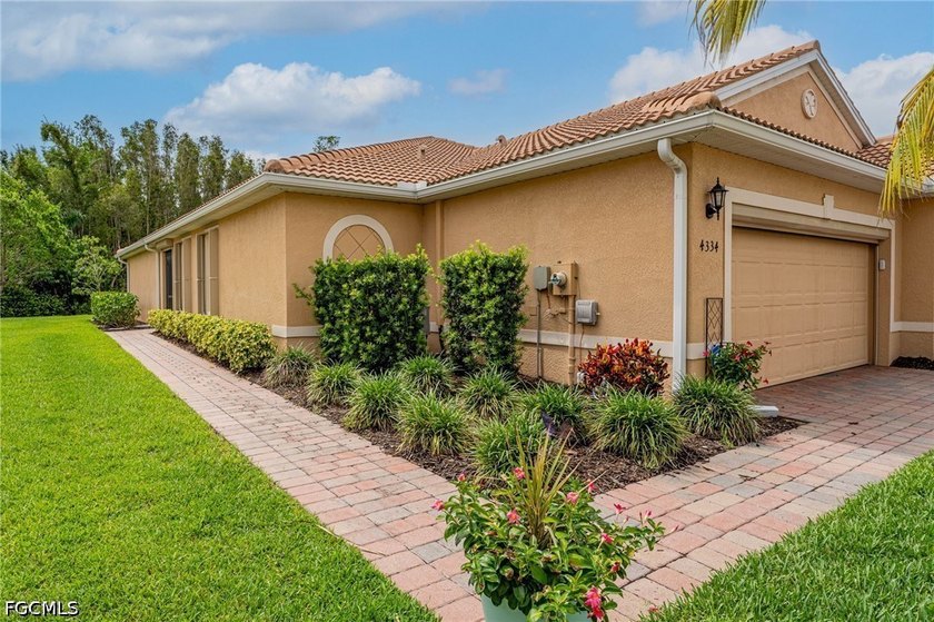 Great opportunity to own this spacious 2 bedroom plus den - Beach Home for sale in Fort Myers, Florida on Beachhouse.com
