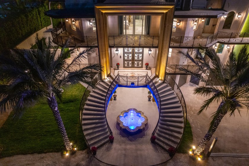 Experience unparalleled oceanfront living at the Chateau on the - Beach Home for sale in Upper Matecumbe Key, Florida on Beachhouse.com