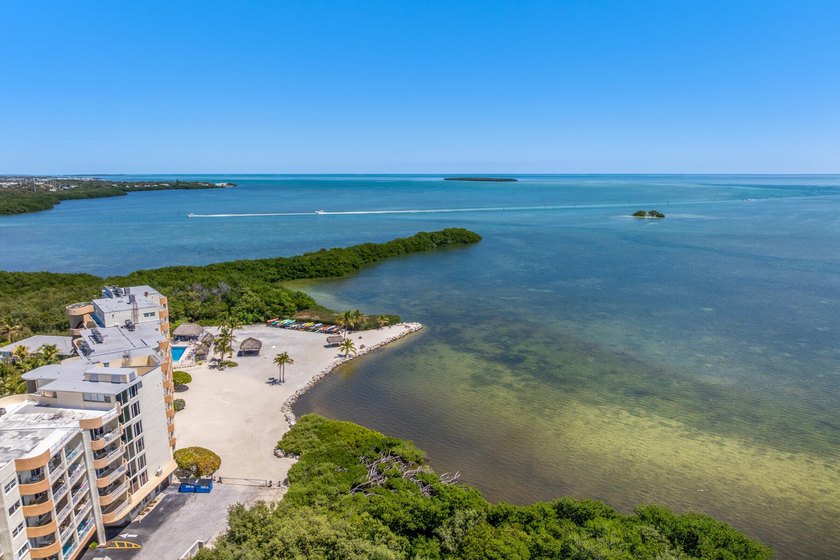 Elevated direct oceanfront living from a 5th-floor 2 bedroom 2 - Beach Condo for sale in Plantation Key, Florida on Beachhouse.com