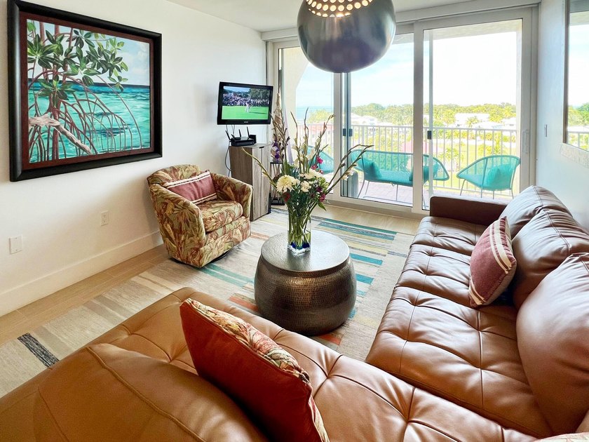 Beautifully furnished and updated condo offering stunning water - Beach Condo for sale in Plantation Key, Florida on Beachhouse.com