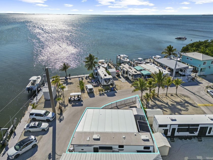 Oversized corner lot in Calusa Campground offering ~1,000 sq ft - Beach Home for sale in Key Largo, Florida on Beachhouse.com