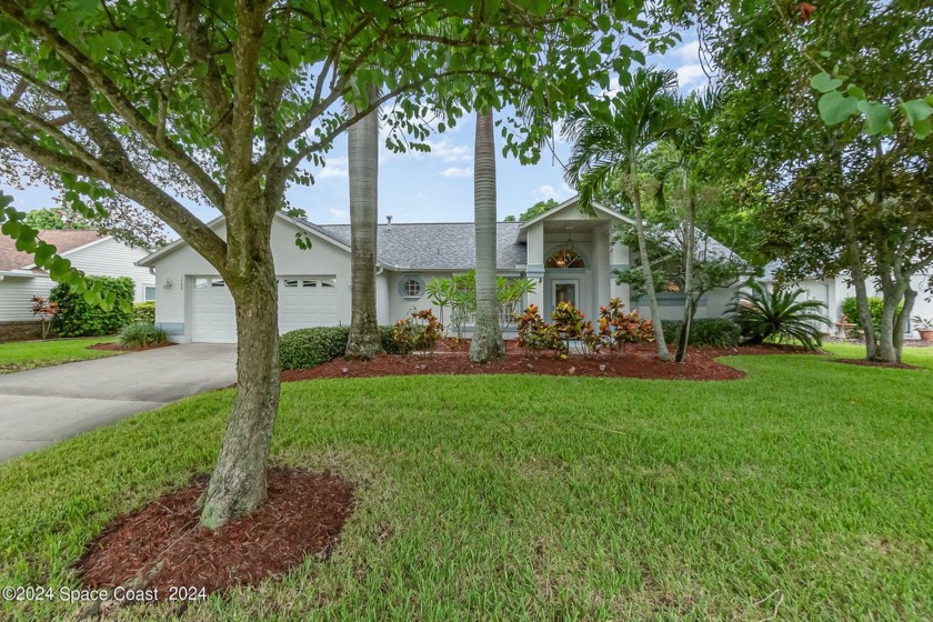 Lovely Home. .31 acre, With Spectacular Views of the Lake from - Beach Home for sale in Melbourne, Florida on Beachhouse.com