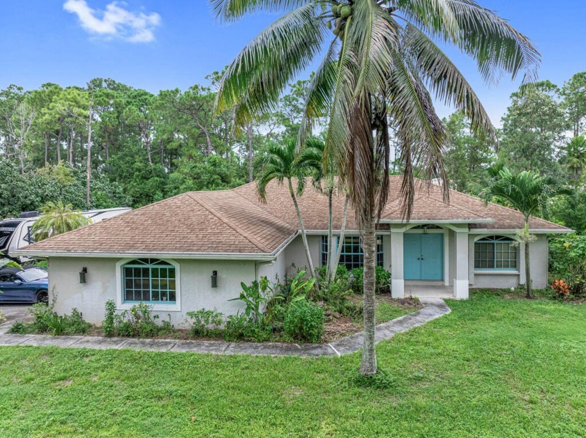 Welcome to 13425 78th PL N, West Palm Beach! This beautifully - Beach Home for sale in West Palm Beach, Florida on Beachhouse.com