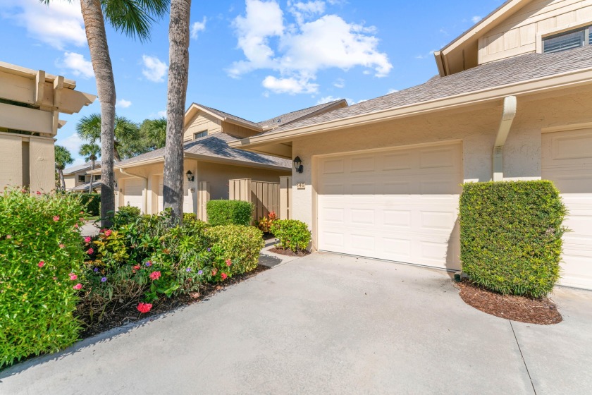 Welcome to the beautiful condominium community of Waterbend - Beach Condo for sale in Jupiter, Florida on Beachhouse.com