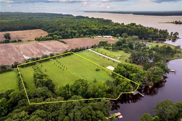 Absolutely gorgeous 6.037 acre lot already cleared with - Beach Lot for sale in Mathews, Virginia on Beachhouse.com