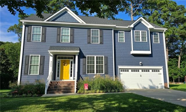 ALL ROOMS OF HOUSE JUST FRESHLY PAINTED!! Experience the epitome - Beach Home for sale in Hayes, Virginia on Beachhouse.com