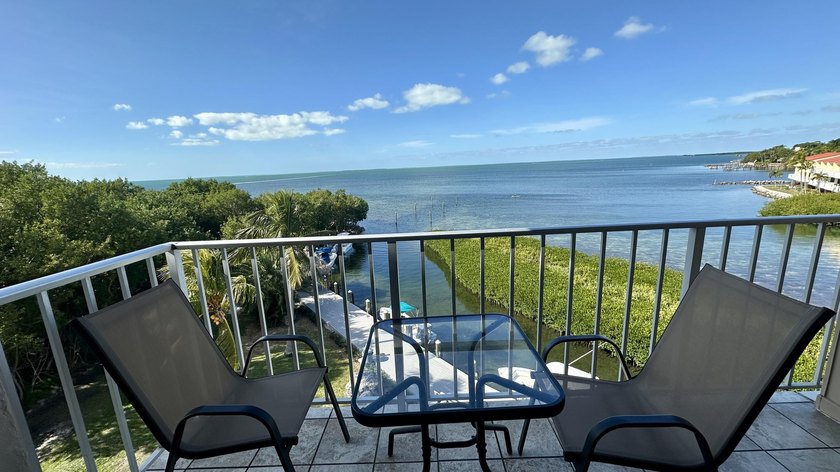 Spectacular Sunsets, Beautiful Bay View, Quiet 2BR Condo. Savor - Beach Condo for sale in Plantation Key, Florida on Beachhouse.com