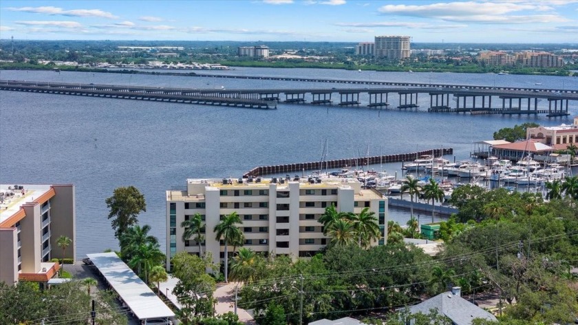 Discover a breathtaking view in the heart of downtown Bradenton - Beach Condo for sale in Bradenton, Florida on Beachhouse.com