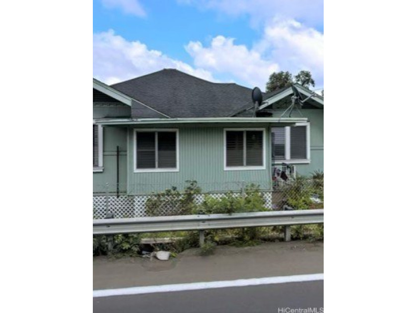 Enjoy country living in beautiful Waimanalo where you are in - Beach Townhome/Townhouse for sale in Waimanalo, Hawaii on Beachhouse.com