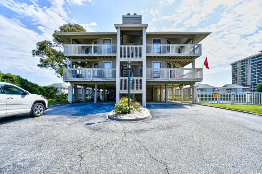 This spacious 2 bedroom, 2 bath, end unit is being sold fully - Beach Condo for sale in North Myrtle Beach, South Carolina on Beachhouse.com