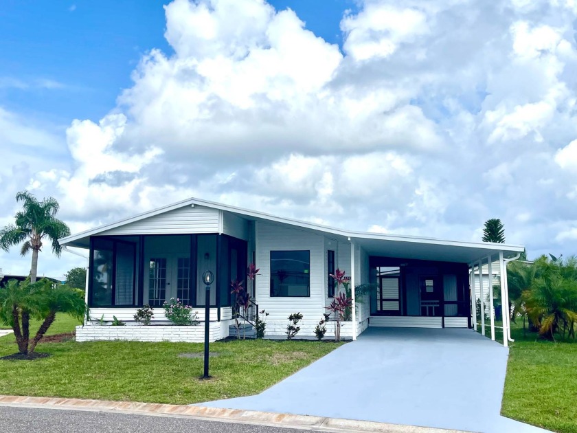 BEAUTIFUL REMODEL!     Located in the highly desired, 55+ pet - Beach Home for sale in Ellenton, Florida on Beachhouse.com