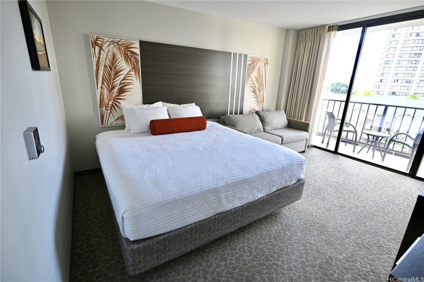 Legal Short-Term Rental in Waikiki - Unit 415 at the Waikiki - Beach Condo for sale in Honolulu, Hawaii on Beachhouse.com