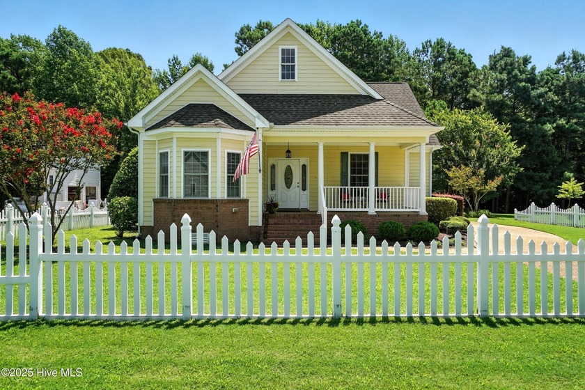 FINAL PRICE DROP! PRICED FOR IMMEDIATE SALE! Don't miss this - Beach Home for sale in Hertford, North Carolina on Beachhouse.com