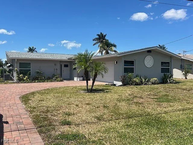 ?? Gulf Access Home for Sale - Cape Coral, FL 3 Bed | 2 Bath | - Beach Home for sale in Cape Coral, Florida on Beachhouse.com