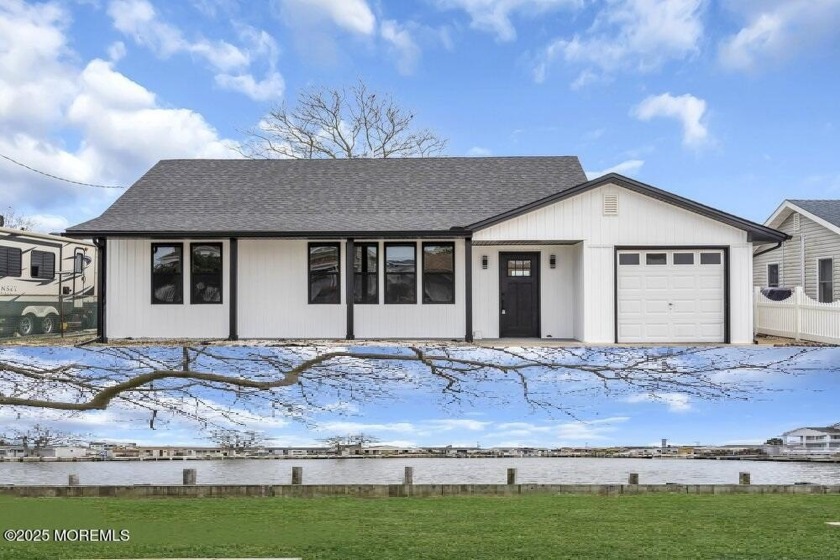 Better than new. Waterfront living, completely remodeled 4 - Beach Home for sale in Barnegat, New Jersey on Beachhouse.com