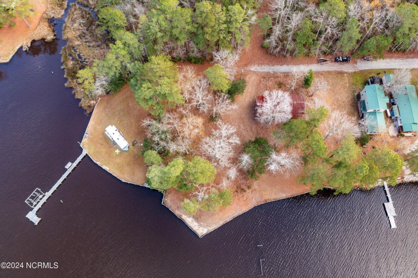 Over 260 feet of waterfront on this unrestricted property that - Beach Lot for sale in Merritt, North Carolina on Beachhouse.com