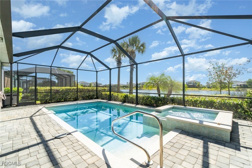 This beautiful Sylvester floor plan offers plenty of room for - Beach Home for sale in Punta Gorda, Florida on Beachhouse.com