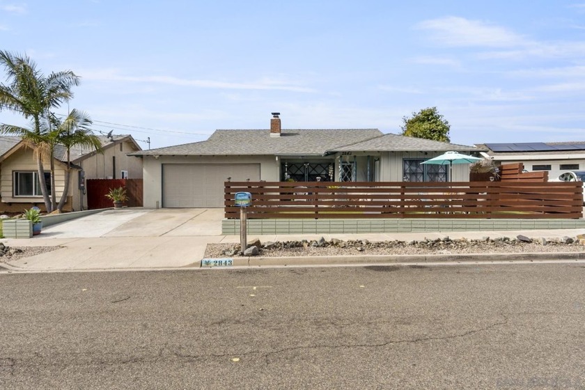 Awesome panoramic views and gorgeous sunset view.  Very - Beach Home for sale in Oceanside, California on Beachhouse.com