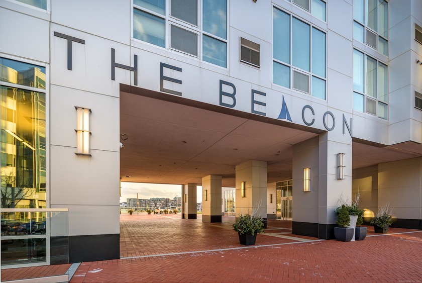 Welcome to Harbor Points Luxury Penthouse Collection. Elevate - Beach Apartment for sale in Stamford, Connecticut on Beachhouse.com