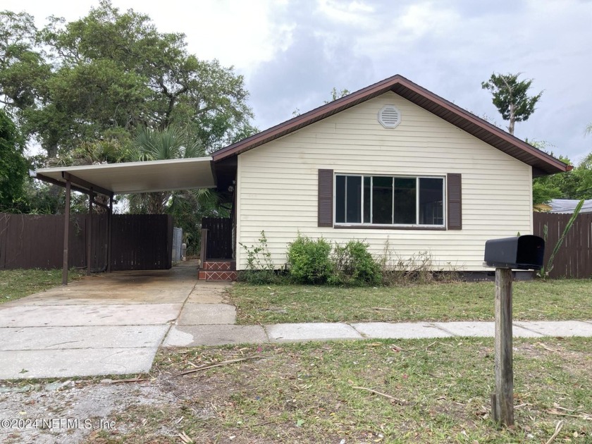 This 3-bedroom 1 bath home, located on the East side of Holly - Beach Home for sale in Holly Hill, Florida on Beachhouse.com