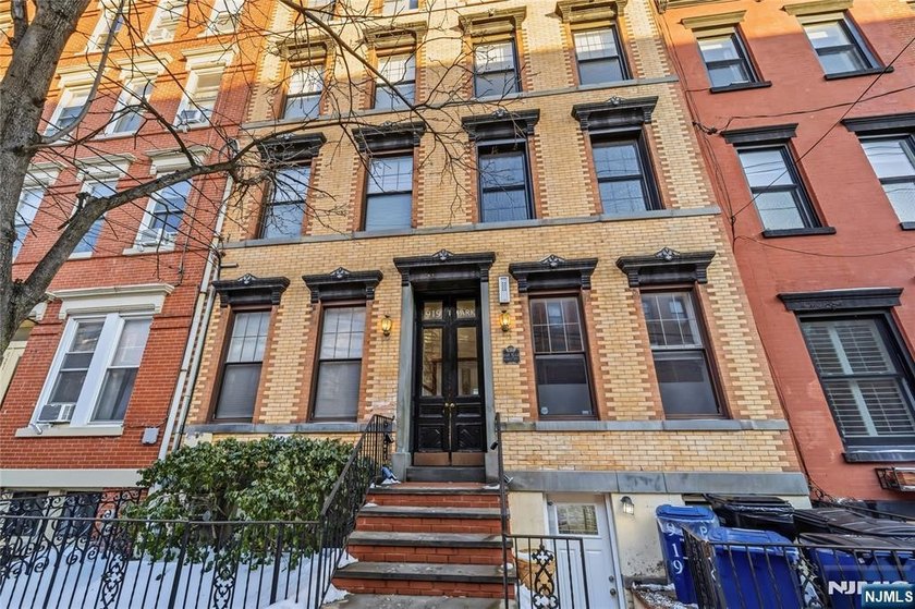 Welcome to 919 Park Ave #3R, a beautifully updated home in the - Beach Condo for sale in Hoboken, New Jersey on Beachhouse.com