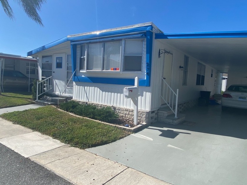 New lower Price!! Open and airy this home is waiting for you - Beach Home for sale in Clearwater, Florida on Beachhouse.com