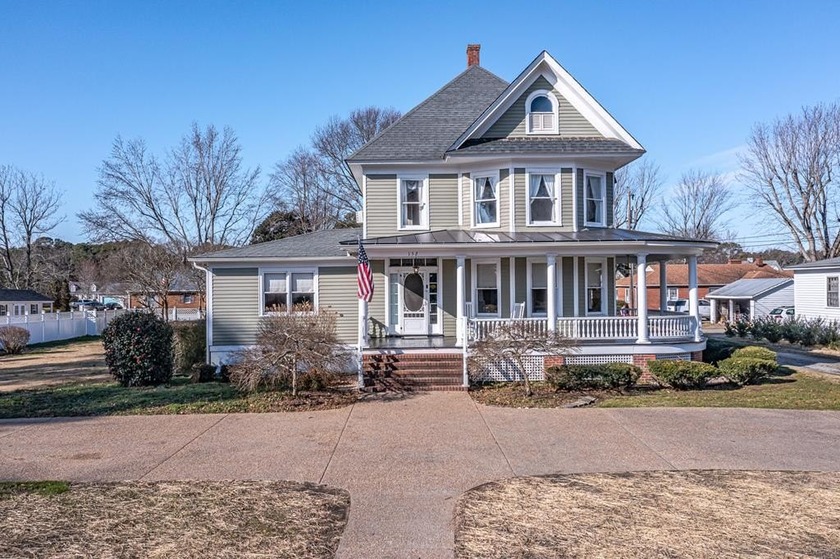 Welcome to Historic Main Street Reedville, Virginia..... Active - Beach Home for sale in Reedville, Virginia on Beachhouse.com