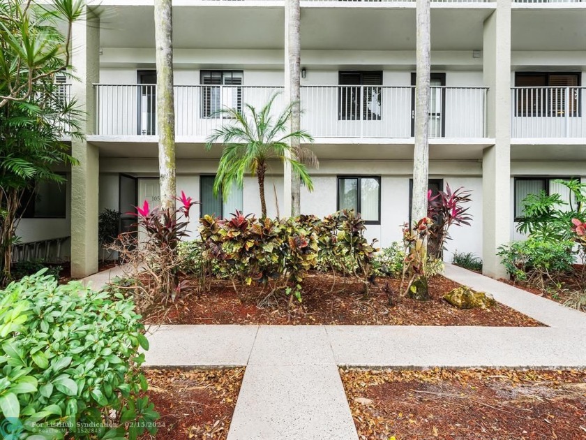 Welcome to this charming ground floor 2-bed, 2-bath lakefront - Beach Condo for sale in Pompano Beach, Florida on Beachhouse.com