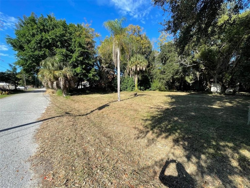 3 deep residential lots totaling almost a half acre, west of - Beach Lot for sale in Nokomis, Florida on Beachhouse.com