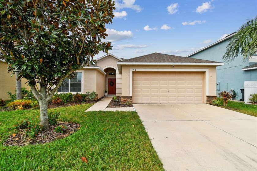 Kick off the holidays in this 4-bedroom stucco home located in - Beach Home for sale in Ruskin, Florida on Beachhouse.com