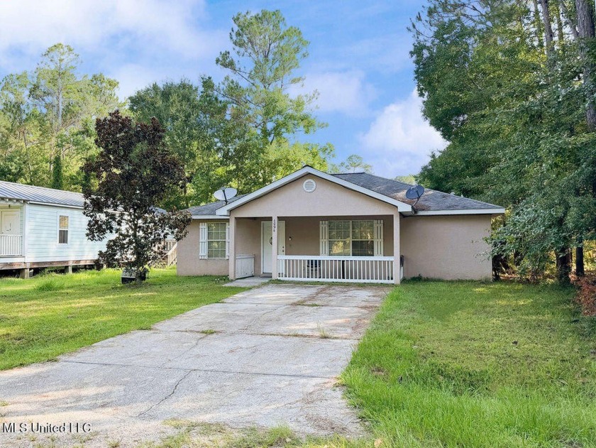 For Sale - 6096 W. Chickasaw St., Bay St. Louis, MS 3 Bedrooms | - Beach Home for sale in Bay Saint Louis, Mississippi on Beachhouse.com