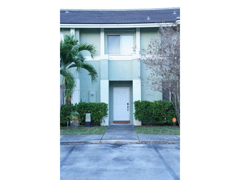 This spacious 2-bedroom, 2.5-bath home approximately 1,440 sq ft - Beach Home for sale in Hollywood, Florida on Beachhouse.com