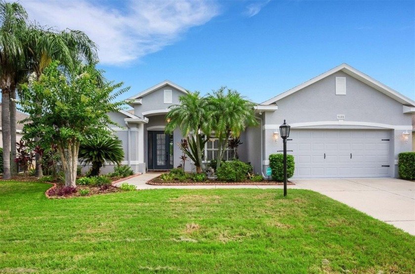 This Traditional and Beautiful Bruce Williams Pool home boasts - Beach Home for sale in Bradenton, Florida on Beachhouse.com