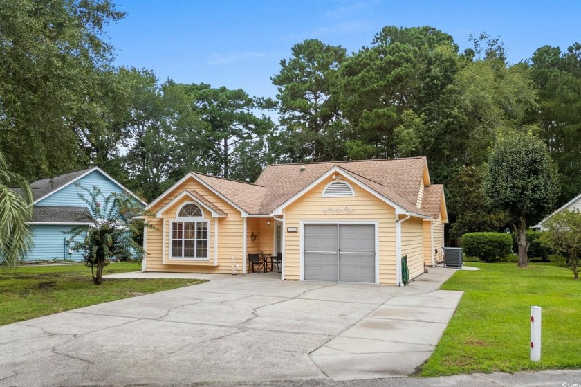 Charming coastal cottage in The Preserve, Little River! This - Beach Home for sale in Little River, South Carolina on Beachhouse.com